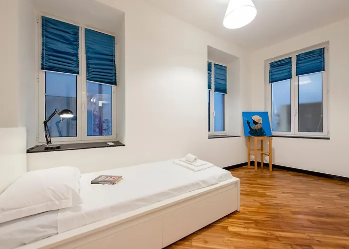 Charming Flat Next To Genoa's Aquarium - Happy شقة جنوة