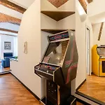 Charming Flat Next To Genoa's Aquarium - Happy Apartment Genua