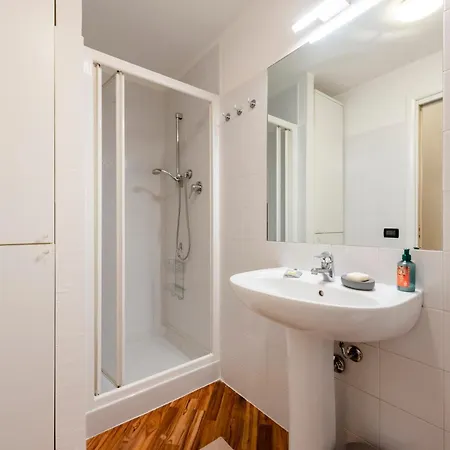 Charming Flat Next To Genoa's Aquarium - Happy Genua